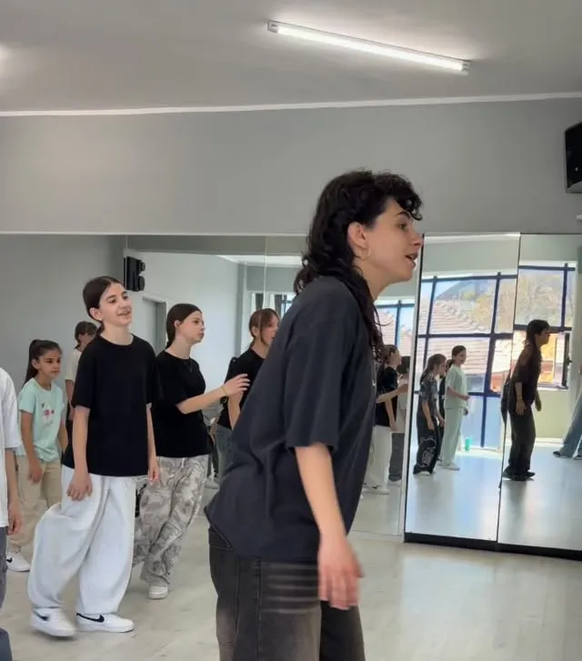 Xena, instructor de hip hop la Best Move